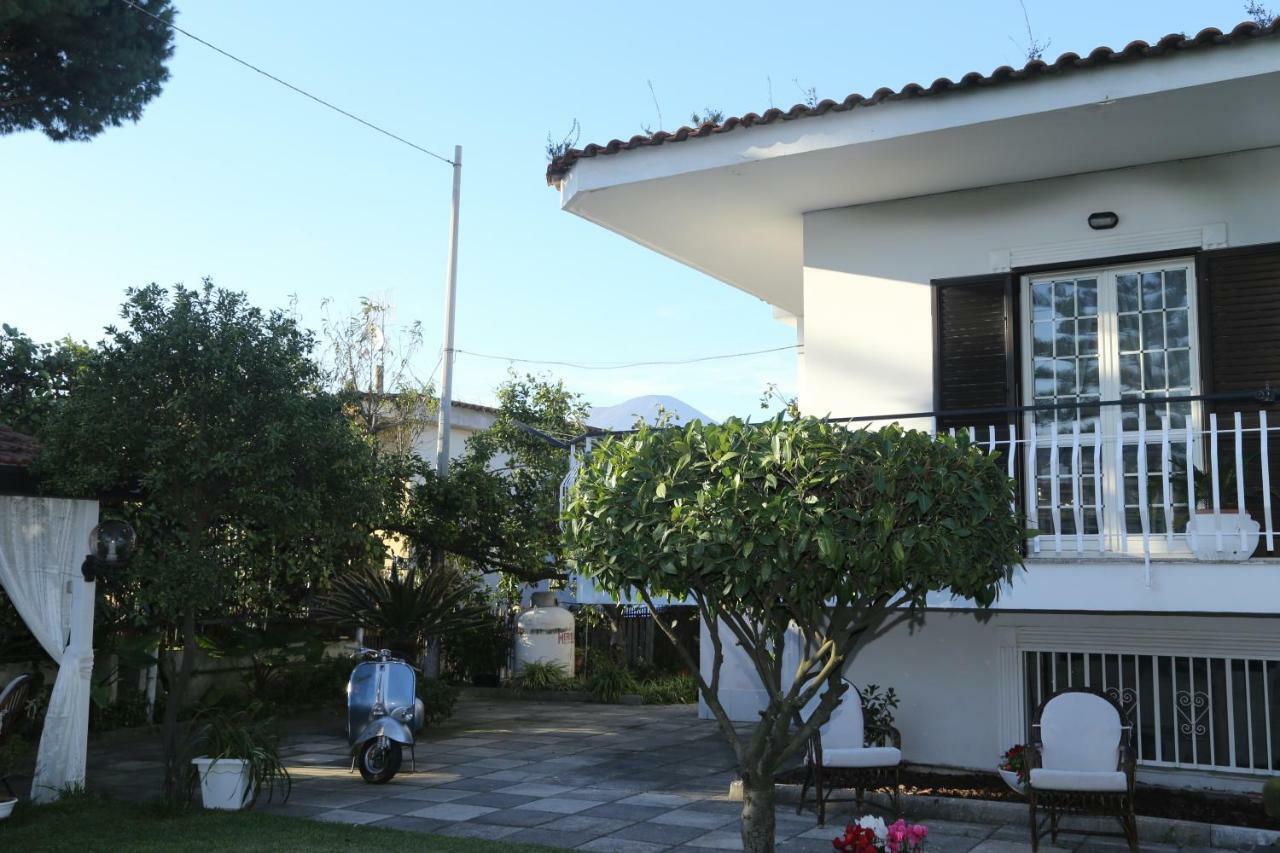 B&B Maison Blanche Pompei Esterno foto