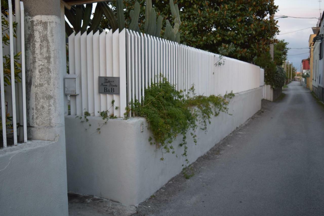 B&B Maison Blanche Pompei Esterno foto