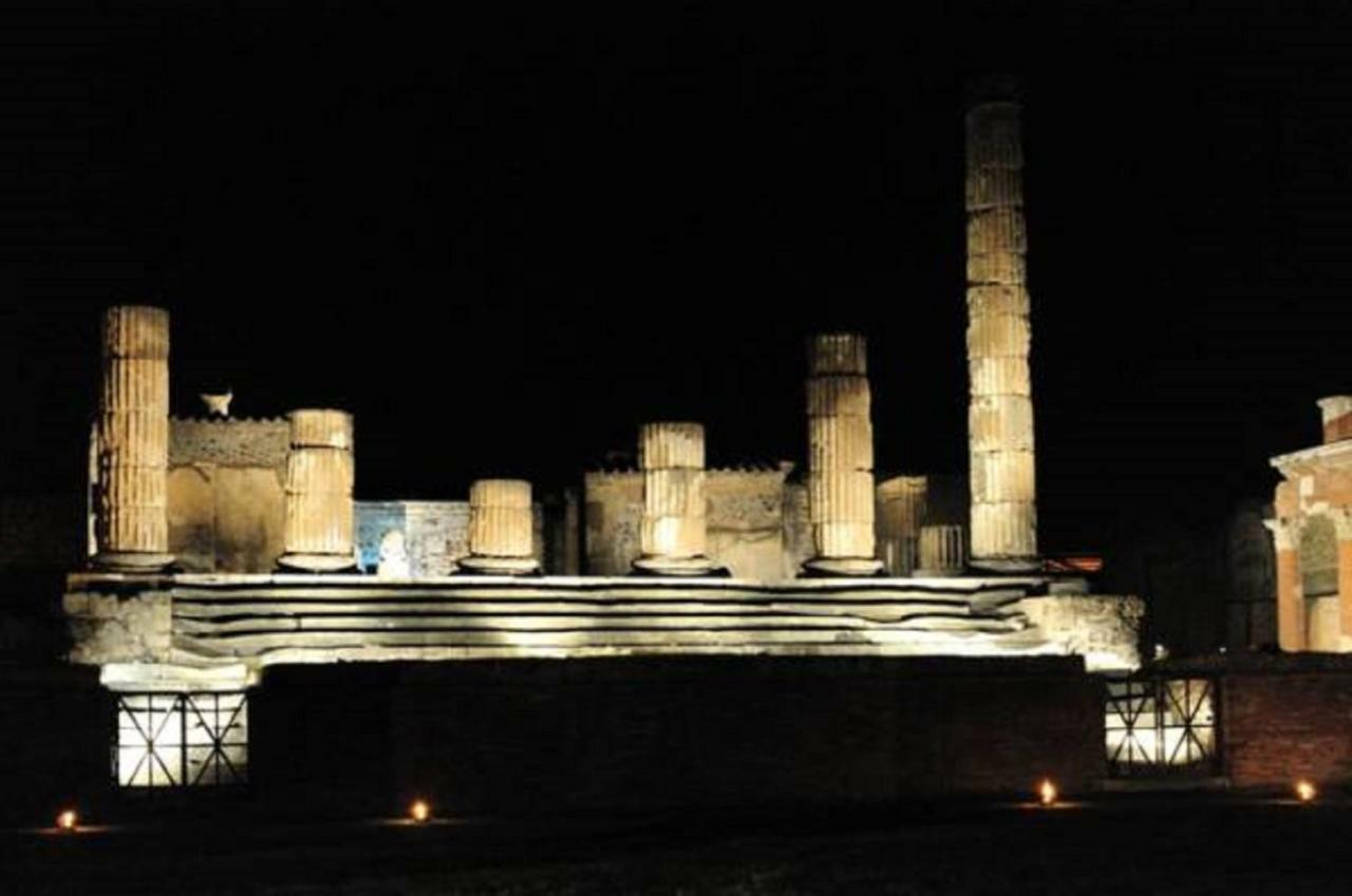 B&B Maison Blanche Pompei Esterno foto